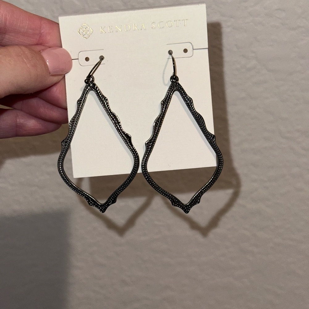 Kendra Scott Sophee Gunmetal Open Frame Earrings